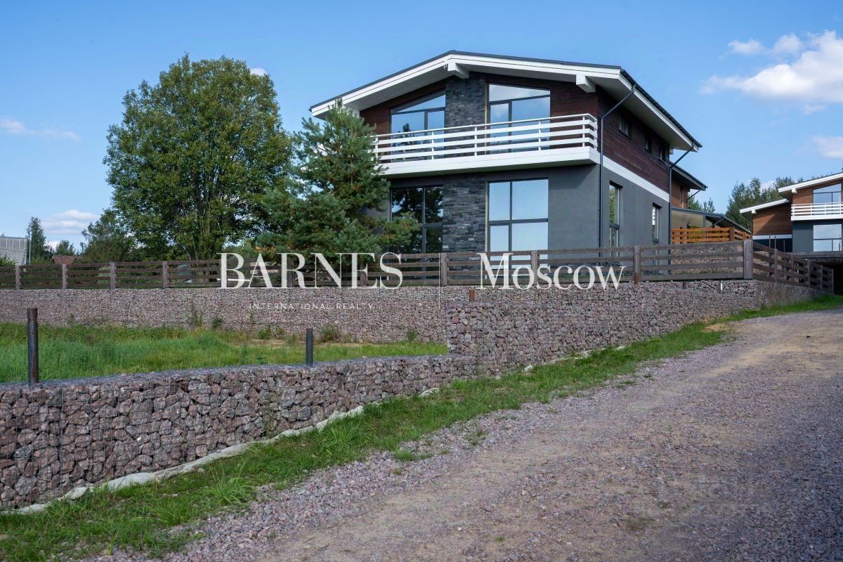 Продажа дома Шале де Люкс Токсово кп, д. Хиттолово,  д. 12