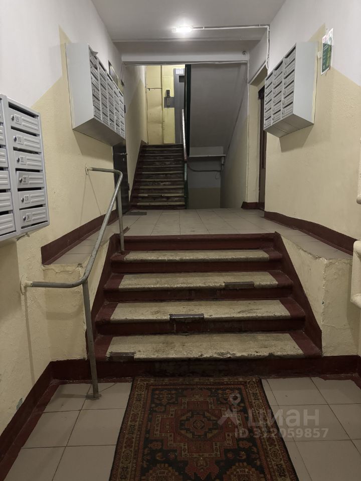 Продажа 1-комн квартиры на вторичном рынке улица Плеханова, 3К2