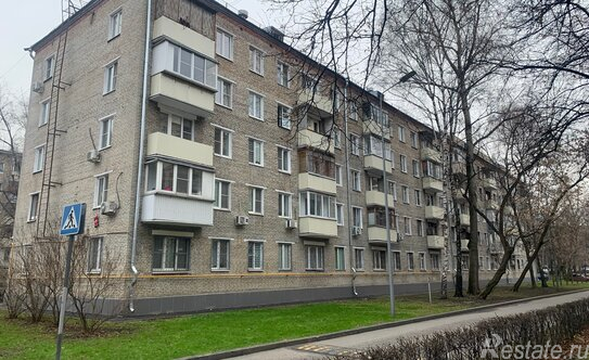 Продажа 2-комн квартиры на вторичном рынке Каменщики М. ул,  д. 18 к4