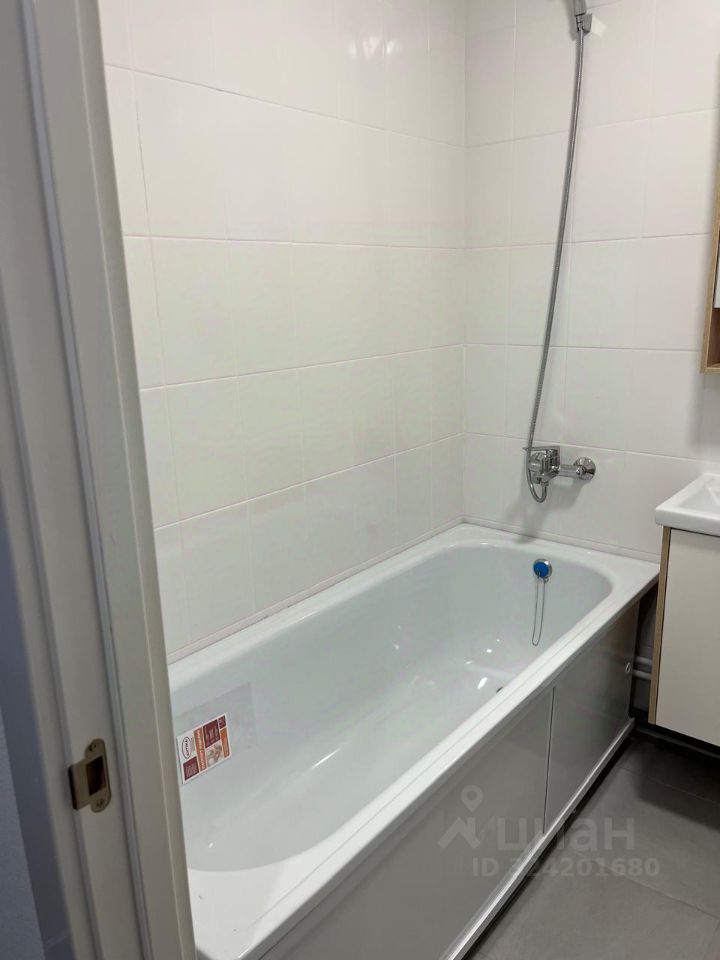 Аренда 1-комн квартиры на вторичном рынке Колпино, улица Севастьянова, 32к2