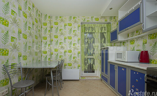 Продажа 2-комн квартиры на вторичном рынке Коломна, улица Макеева,  д. 6