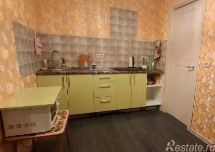 Продажа 2-комн квартиры на вторичном рынке Звенигород г, Ветеранов проезд,  д. 10 к2