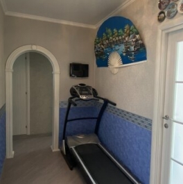 Продажа 3-комн квартиры на вторичном рынке ул Алма-Атинская,  д. 10,  к. 1