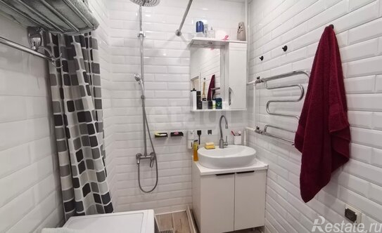 Продажа 1-комн квартиры на вторичном рынке Дубна, ул академика Б.М.Понтекорво,  д. 9