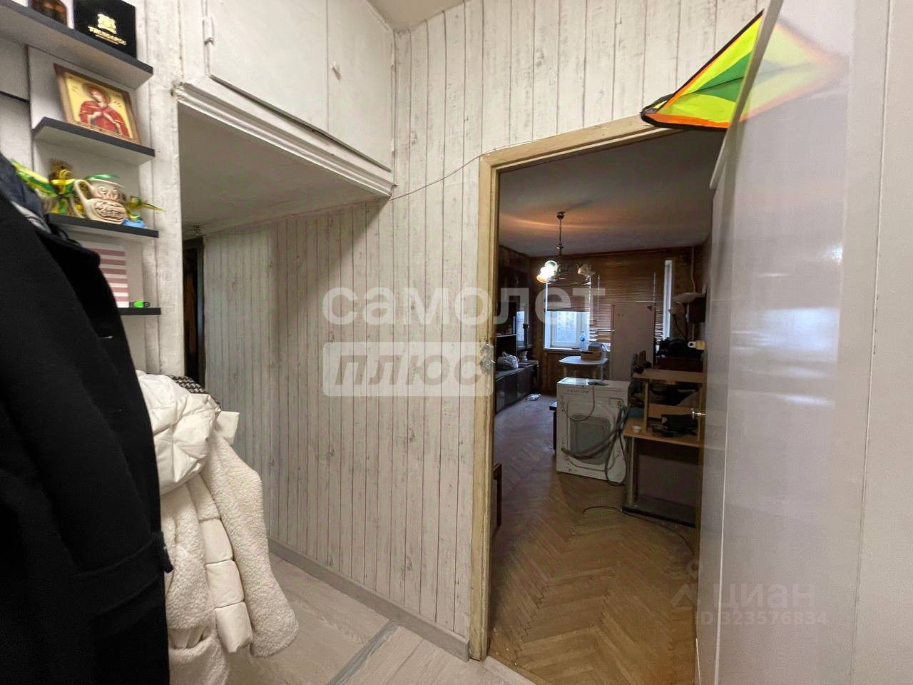 Продажа 2-комн квартиры на вторичном рынке Красногвардейский бульвар, 1