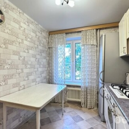 Аренда 3-комн квартиры на вторичном рынке улица Маршала Неделина,  д. 6