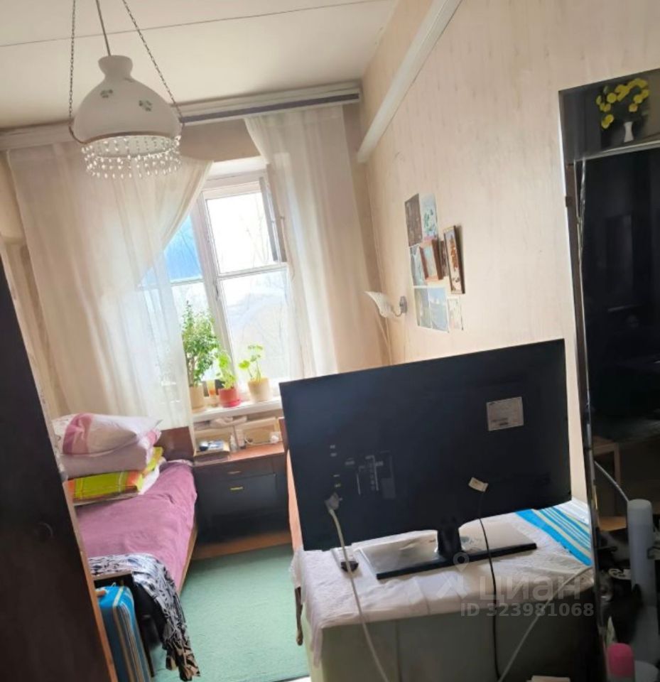 Продажа 2-комн квартиры на вторичном рынке 1-я Владимирская улица, 12К2