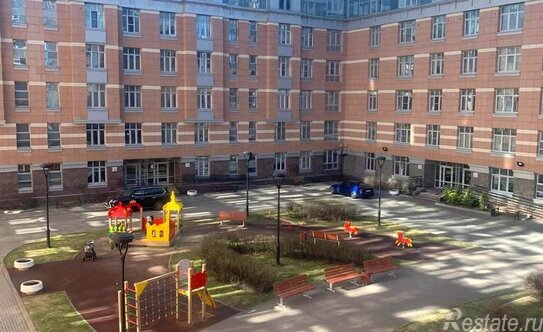 Продажа 1-комн квартиры на вторичном рынке Пионерская улица,  д. 50