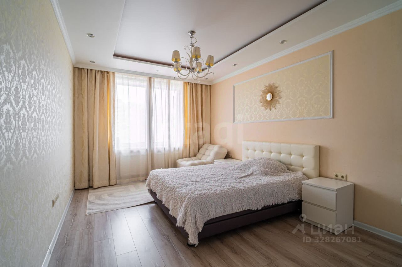 Продажа 2-комн квартиры на вторичном рынке улица Адмирала Трибуца, 10