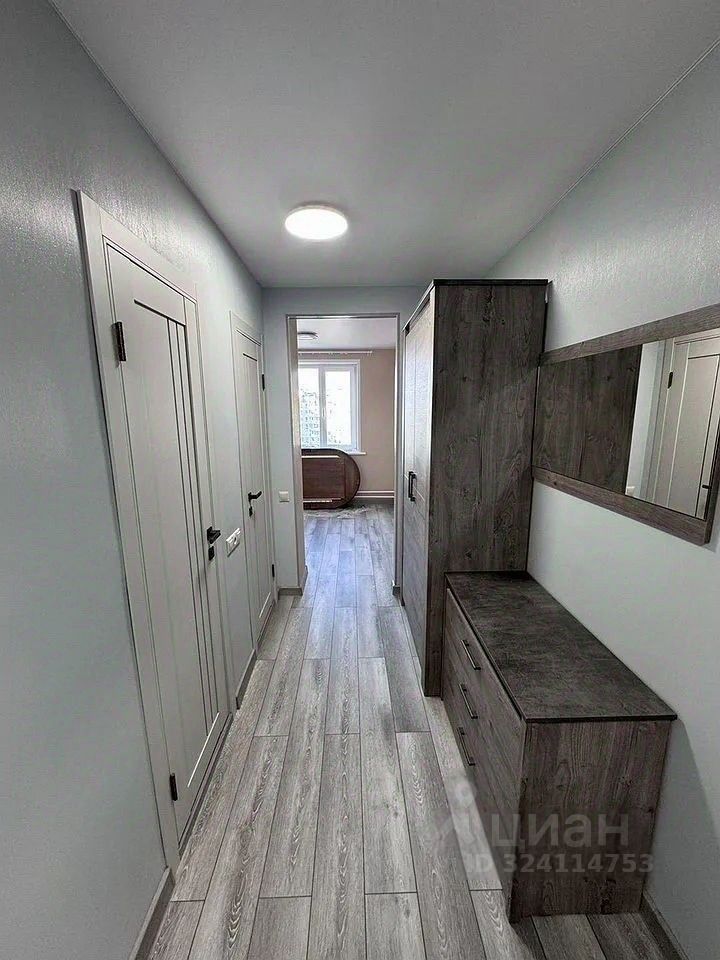 Аренда 3-комн квартиры на вторичном рынке Митинская улица, 25К1