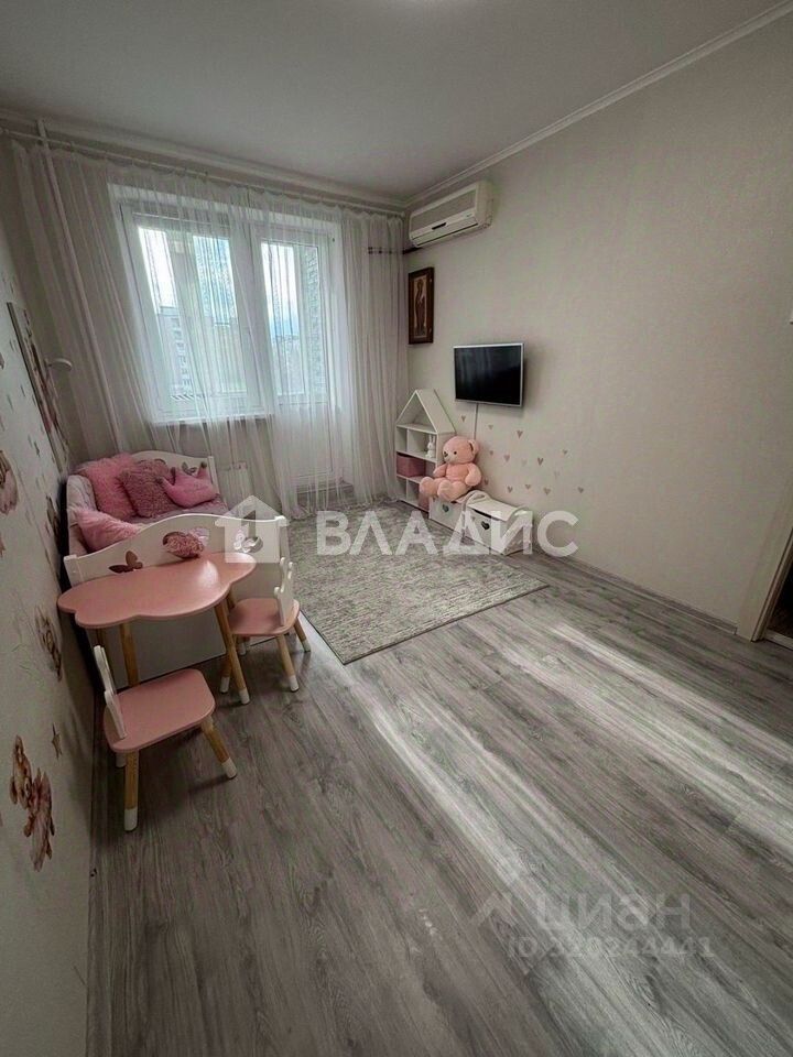 Продажа 2-комн квартиры на вторичном рынке Долгопрудный, Парковая улица, 38