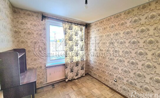 Продажа 3-комн квартиры на вторичном рынке Краснопутиловская улица,  д. 61