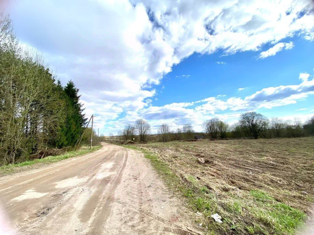 Продажа земли д. Усадище, 132