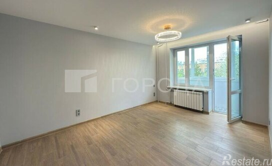 Продажа 2-комн квартиры на вторичном рынке улица Багрицкого