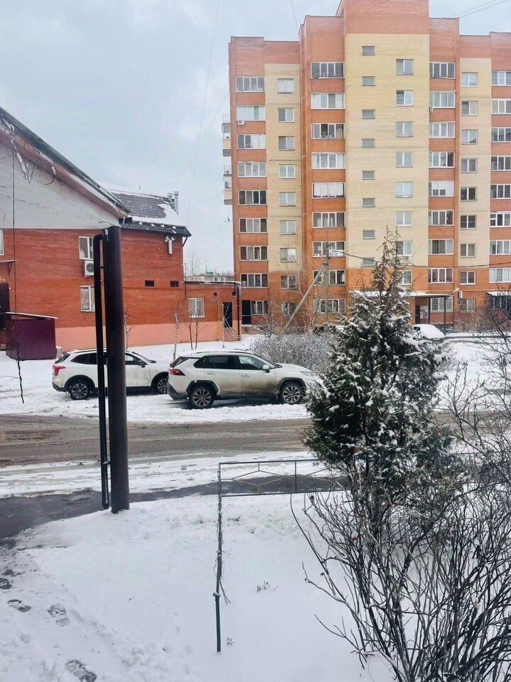 Продажа 1-комн квартиры на вторичном рынке 2-й мкр,  д. 38