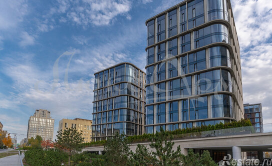 Продажа 4-комн квартиры на вторичном рынке Поклонная улица