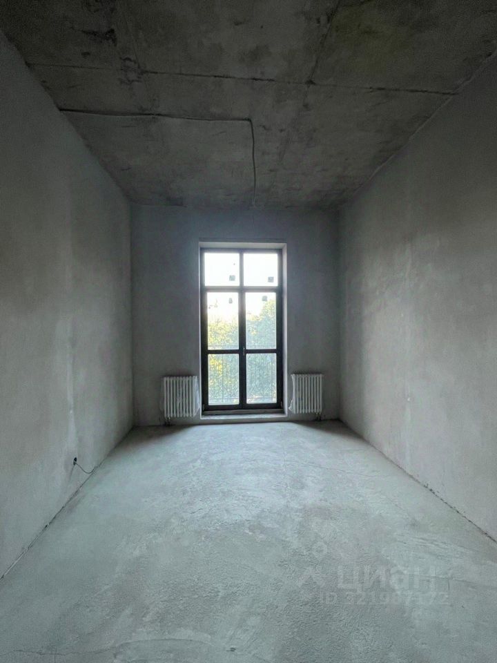 Продажа 3-комн квартиры на вторичном рынке 1-я Алексеевская улица, 34
