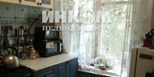 2-комн квартира улица Чистова,  д. 4