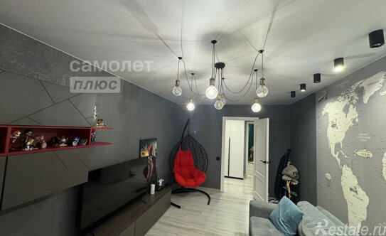 Продажа 3-комн квартиры на вторичном рынке Южный, улица Фадеева,  д. 17