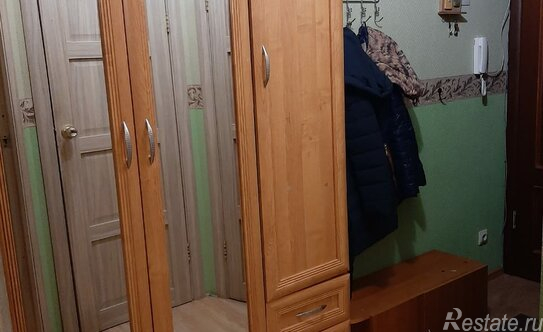 Продажа 2-комн квартиры на вторичном рынке ул Ленинградская,  д. 63