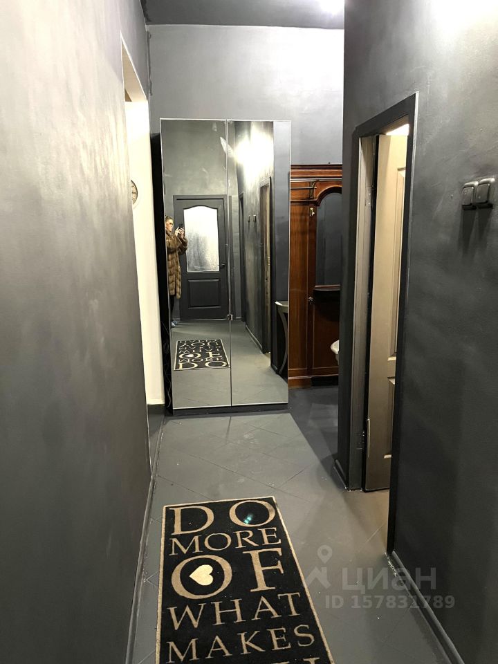 Аренда 2-комн квартиры на вторичном рынке Бережковская набережная, 12