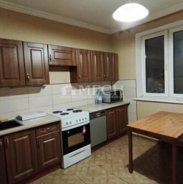 Продажа 2-комн квартиры на вторичном рынке ул Молодогвардейская,  д. 24