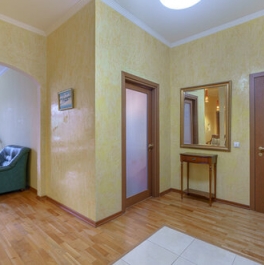 Продажа 2-комн квартиры на вторичном рынке Ленинский пр-кт,  д. 126