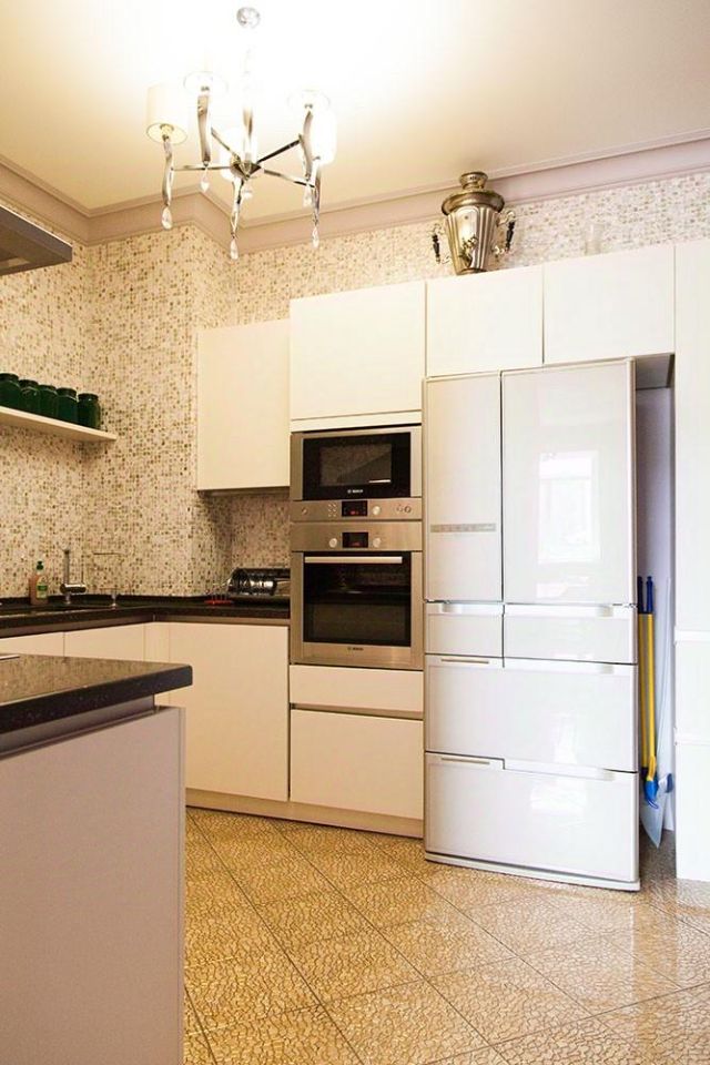 Продажа 4-комн квартиры на вторичном рынке Скаковая улица, 5