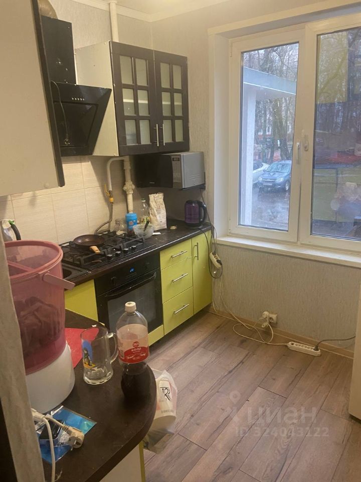 Продажа 3-комн квартиры на вторичном рынке Чусовская улица, 11К1