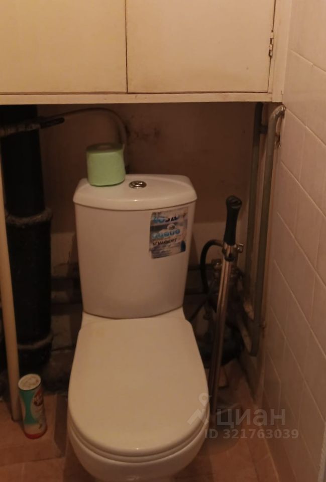 Продажа 1-комн квартиры на вторичном рынке Школьная улица, 126к2