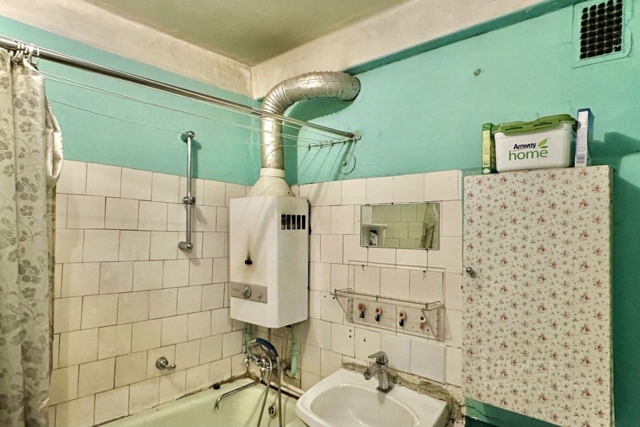 Продажа 1-комн квартиры на вторичном рынке Бассейная улица, 5