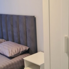 Аренда 2-комн квартиры на вторичном рынке Кожевнический 2-й пер,  д. 1