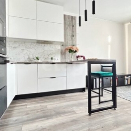 Продажа 1-комн квартиры на вторичном рынке Космонавтов пр-кт,  д. 63 к1