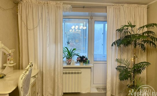 Продажа 3-комн квартиры на вторичном рынке Песочный п, Белоостровское ш,  д. 1