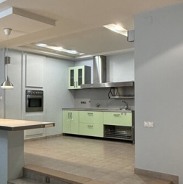 Продажа 3-комн квартиры на вторичном рынке Веерная улица,  д. 3 к1