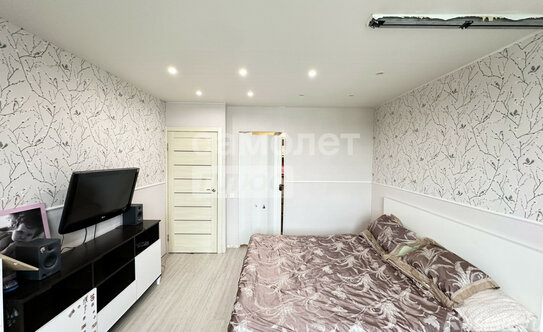 Продажа 1-комн квартиры на вторичном рынке Парковая 16-я ул,  д. 19,  к. 1