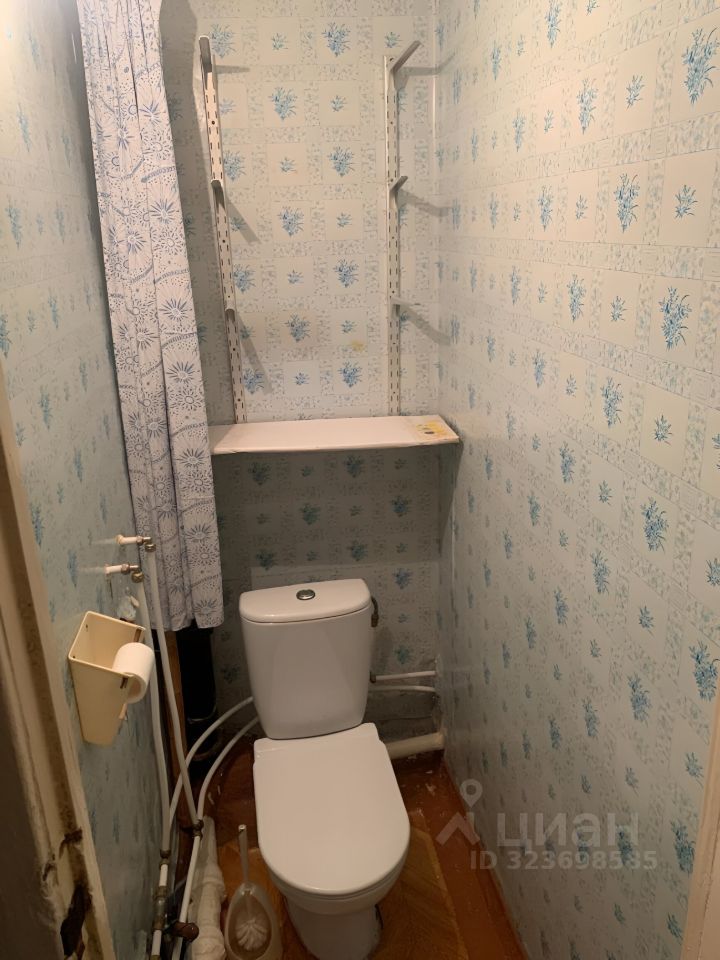 Продажа 2-комн квартиры на вторичном рынке Чехов, улица Гагарина, 112