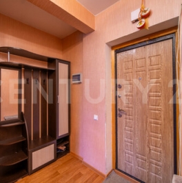 Продажа 1-комн квартиры на вторичном рынке Центральная улица,  д. 13