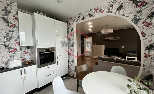 Аренда 3-комн квартиры на вторичном рынке Лермонтовский пр-кт,  д. 12