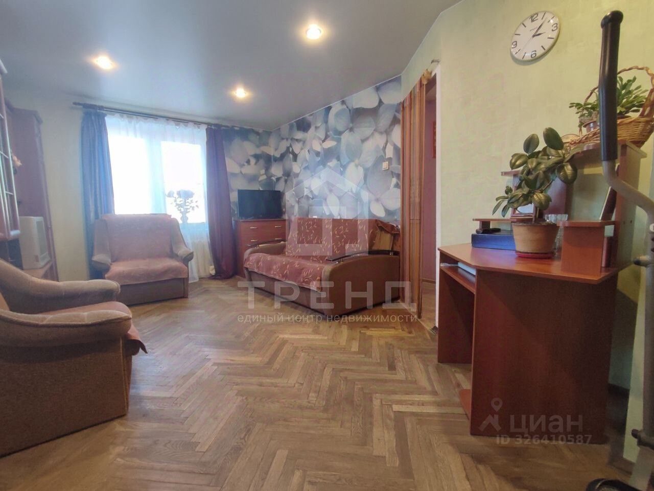 Продажа 1-комн квартиры на вторичном рынке Металлистов пр-кт,  д. 100