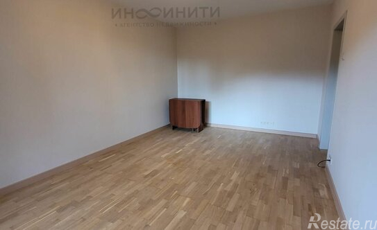 Продажа 2-комн квартиры на вторичном рынке улица Николая Химушина,  д. 23