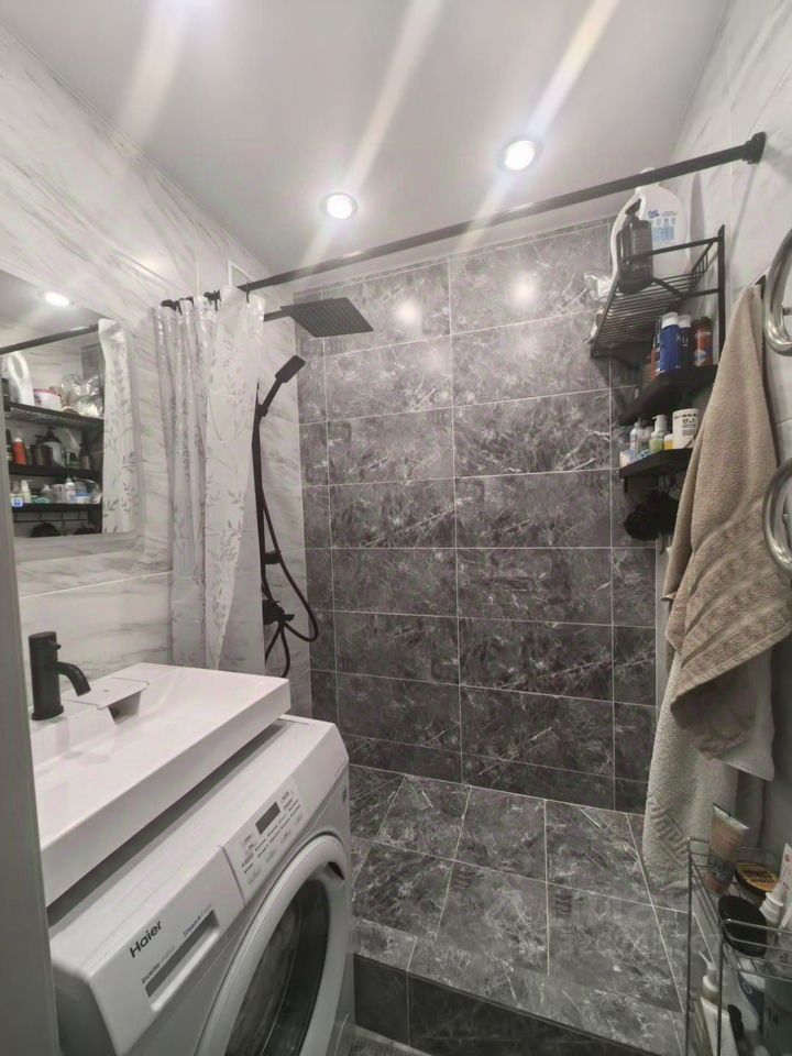 Продажа 2-комн квартиры на вторичном рынке пос. Шушары, Московское шоссе, 256к8