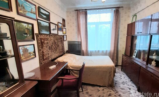 Продажа 4-комн квартиры на вторичном рынке Перовская улица,  д. 54/54