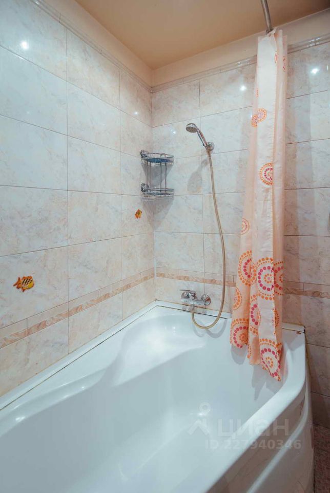 Аренда 1-комн квартиры на вторичном рынке набережная Реки Фонтанки, 38