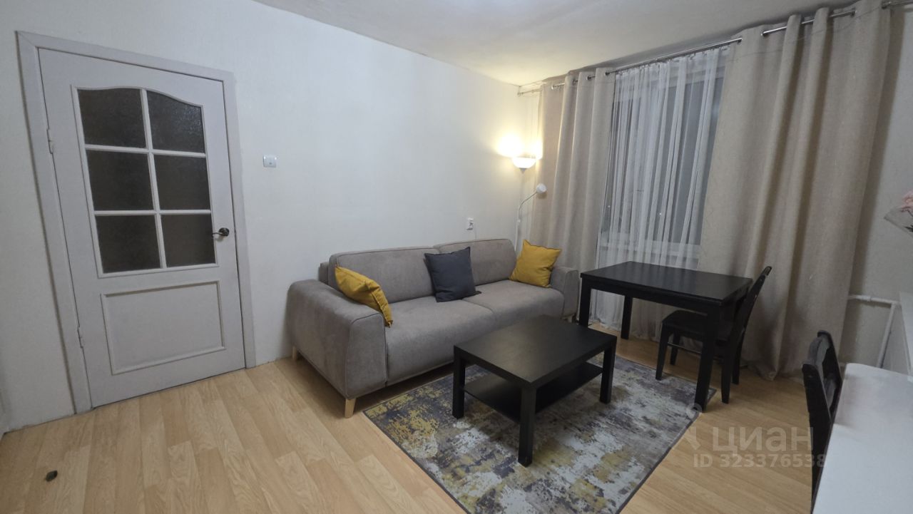 Продажа 2-комн квартиры на вторичном рынке улица Подвойского, 20к1