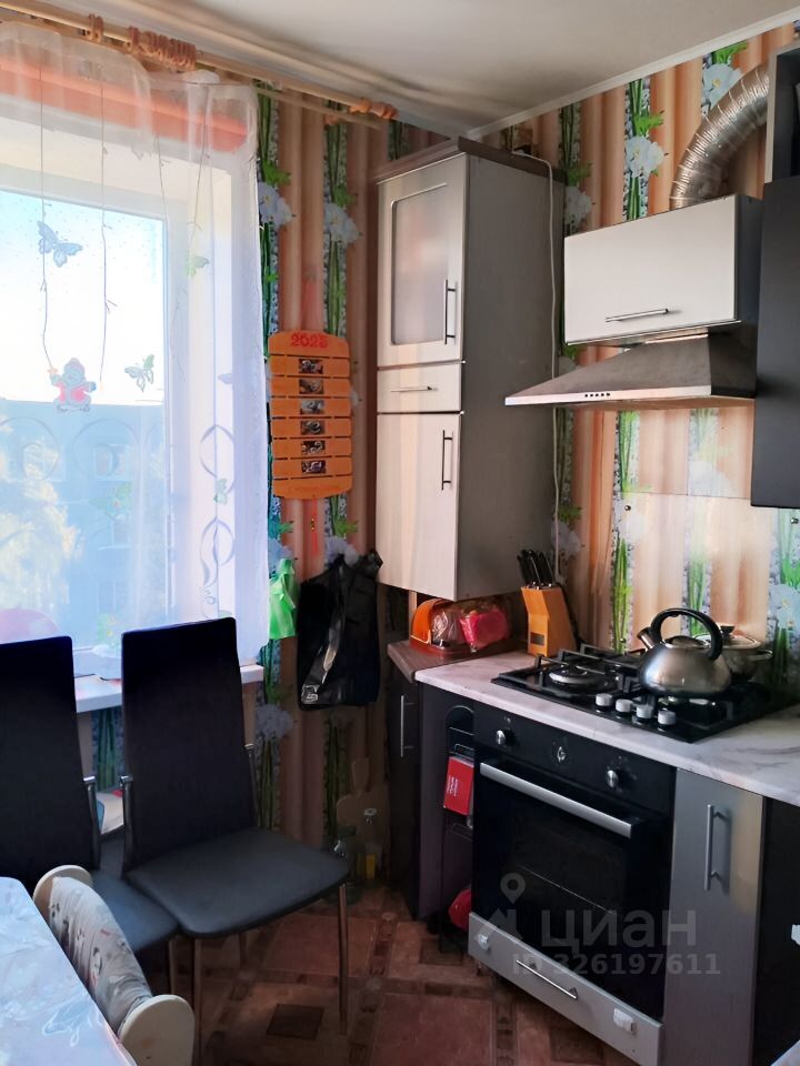 Продажа 2-комн квартиры на вторичном рынке Советский пгт, улица Советская,  д. 45