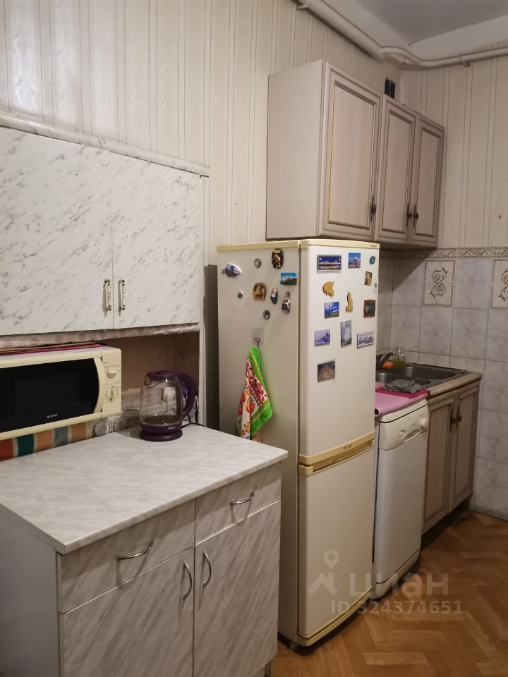 Аренда комнаты 15-я Васильевского острова линия, 50