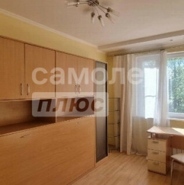 Продажа 2-комн квартиры на вторичном рынке Череповецкая улица,  д. 22