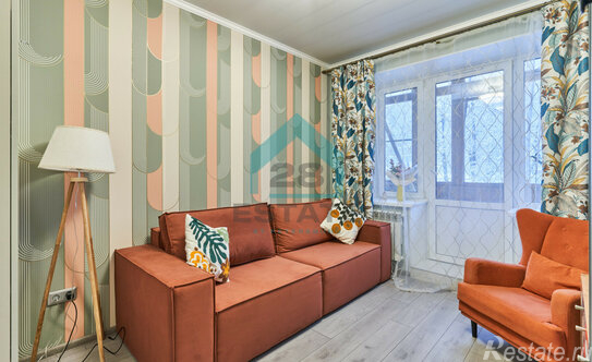 Продажа 2-комн квартиры на вторичном рынке Пулковское шоссе,  д. 78