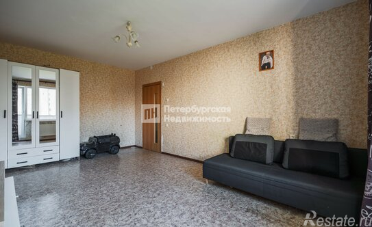 Продажа 1-комн квартиры на вторичном рынке улица Маршала Захарова,  д. 16 к2